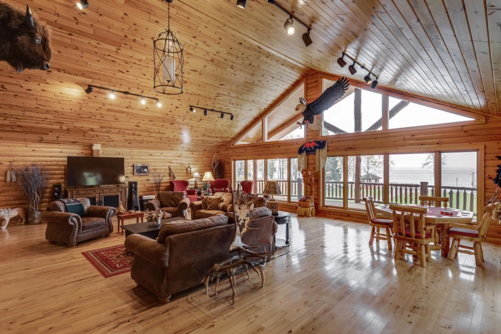 Photo of a living room at a cabin called Southhaven on Leach copy
